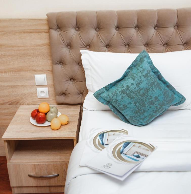 Park Hotel Al Bustan Shymkent Exterior photo